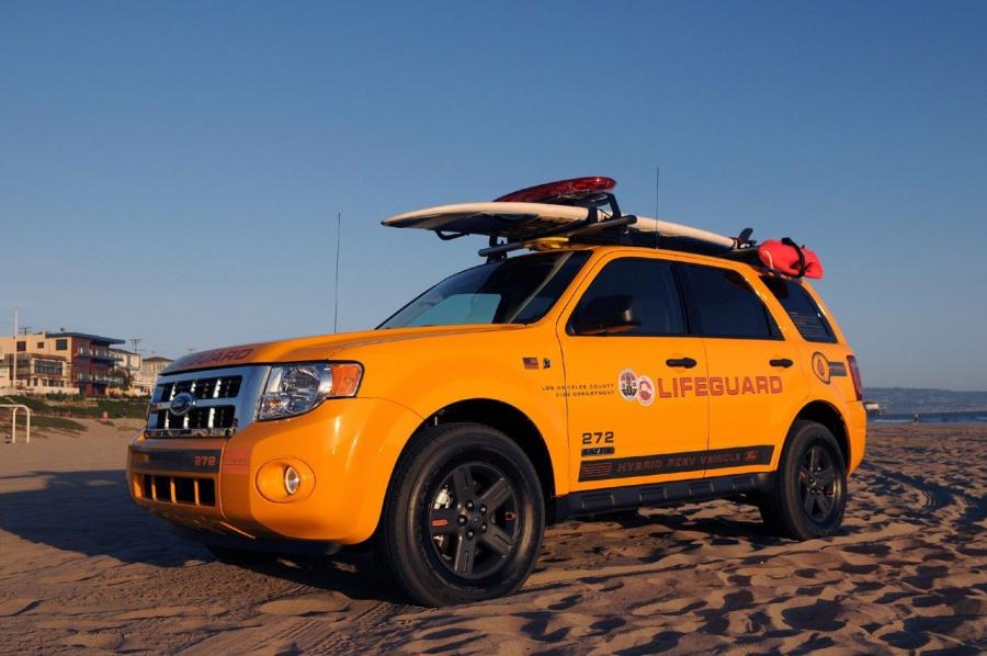  Ford Escape Hybrid LA County Lifeguards 2008 года  (фото 8 из 10)